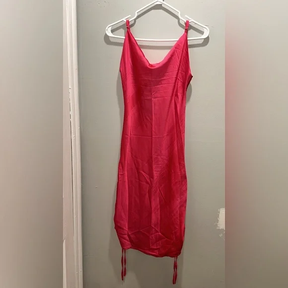 Paper heard Raspberry dress (S) - Picture 1 of 1